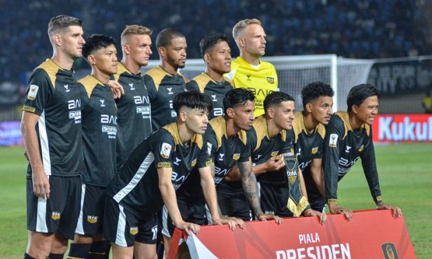 Dewa United Rekrut Damion Lowe Dari Klub MLS