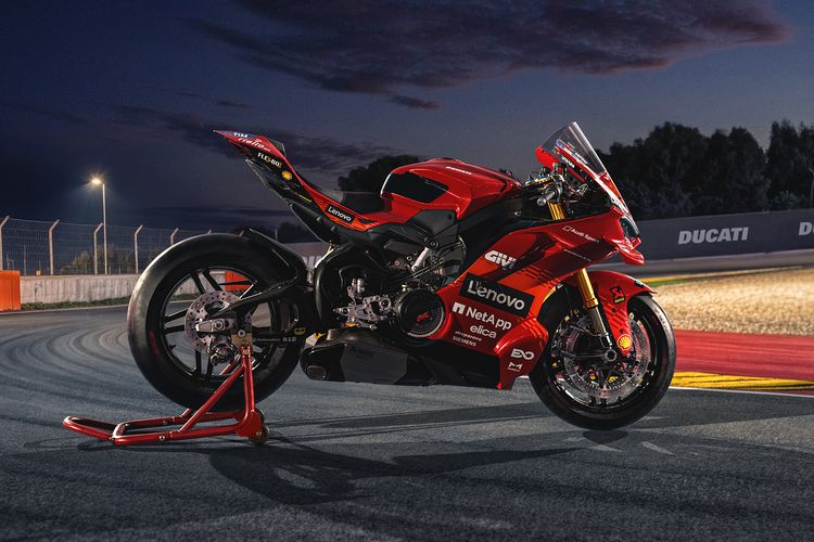 Marc Marquez Di Prediksi Akan Lampaui Valentino Rossi