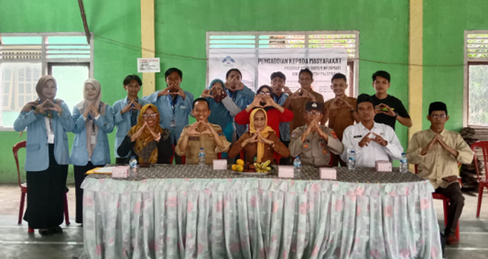 Dampak Teknologi Digital Terhadap Pola Hidup Masyarakat Modern