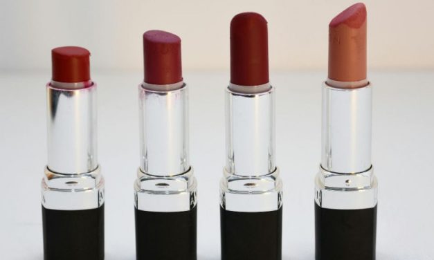 Tren Lipstik Terbaru 2026: Warna Dan Tekstur Yang Wajib Dicoba
