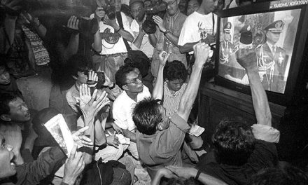 Dampak Sejarah Reformasi 1998 Bagi Demokrasi Indonesia
